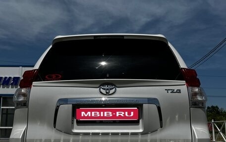 Toyota Land Cruiser Prado 150 рестайлинг 2, 2010 год, 3 450 000 рублей, 4 фотография