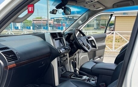 Toyota Land Cruiser Prado 150 рестайлинг 2, 2010 год, 3 450 000 рублей, 15 фотография