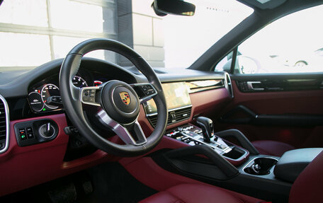 Porsche Cayenne III, 2018 год, 6 990 000 рублей, 24 фотография