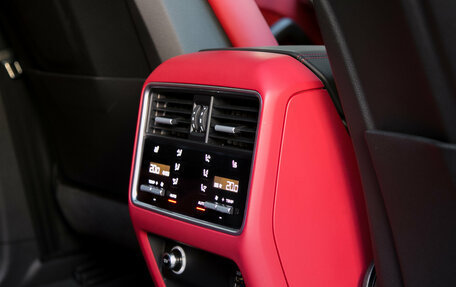 Porsche Cayenne III, 2018 год, 6 990 000 рублей, 29 фотография