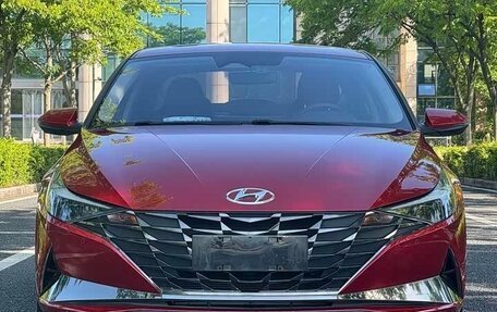 Hyundai Elantra, 2021 год, 1 270 000 рублей, 2 фотография
