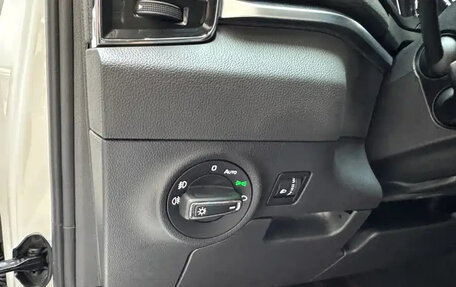 Skoda Karoq I, 2022 год, 1 650 004 рублей, 10 фотография