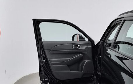 Honda Vezel, 2023 год, 1 590 000 рублей, 9 фотография