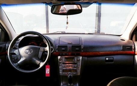 Toyota Avensis III рестайлинг, 2007 год, 865 000 рублей, 18 фотография