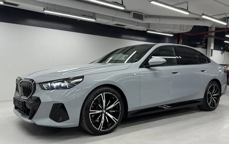 BMW 5 серия, 2025 год, 7 990 000 рублей, 3 фотография