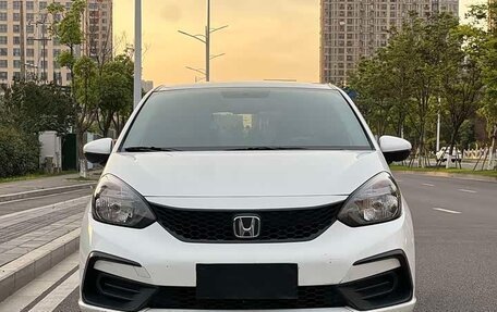 Honda Fit, 2022 год, 1 090 000 рублей, 2 фотография