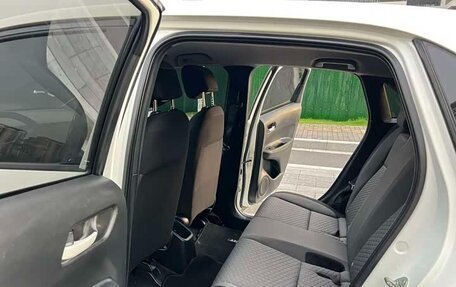Honda Fit, 2022 год, 1 090 000 рублей, 7 фотография