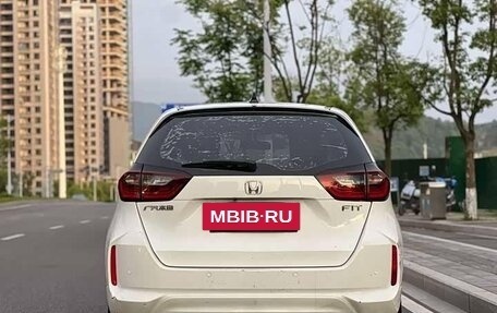 Honda Fit, 2022 год, 1 090 000 рублей, 4 фотография