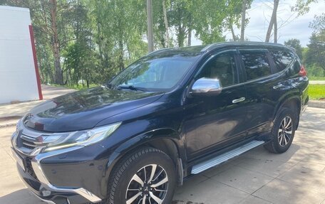 Mitsubishi Pajero Sport III рестайлинг, 2018 год, 3 050 000 рублей, 2 фотография