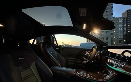 Mercedes-Benz E-Класс AMG, 2021 год, 6 990 000 рублей, 13 фотография