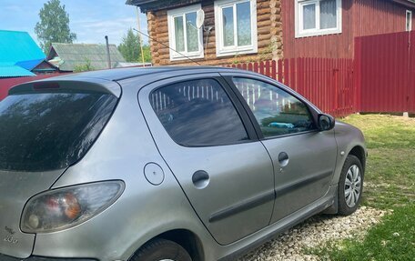Peugeot 206, 2001 год, 135 000 рублей, 4 фотография
