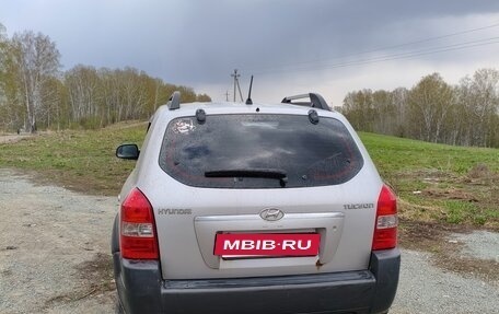 Hyundai Tucson III, 2005 год, 750 000 рублей, 11 фотография