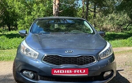 KIA cee'd III, 2013 год, 1 000 000 рублей, 2 фотография