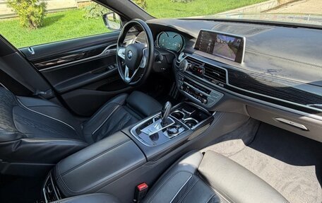 BMW 7 серия, 2019 год, 4 300 000 рублей, 8 фотография