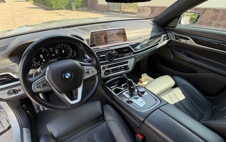 BMW 7 серия, 2019 год, 4 300 000 рублей, 12 фотография