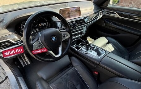 BMW 7 серия, 2019 год, 4 300 000 рублей, 13 фотография