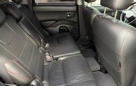 Mitsubishi Outlander III рестайлинг 3, 2007 год, 890 000 рублей, 16 фотография