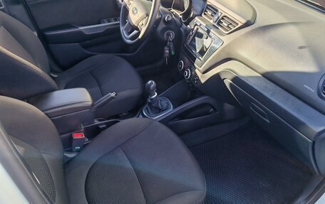 KIA Rio III рестайлинг, 2013 год, 750 000 рублей, 13 фотография