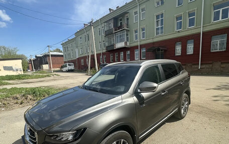 Geely Atlas, 2024 год, 2 240 000 рублей, 3 фотография