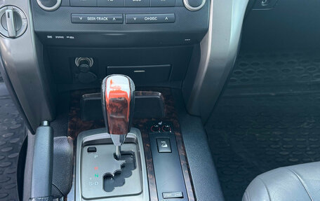 Toyota Land Cruiser 200, 2008 год, 2 940 000 рублей, 15 фотография