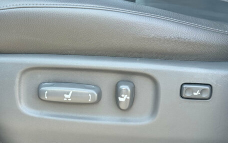 Toyota Land Cruiser 200, 2008 год, 2 940 000 рублей, 16 фотография