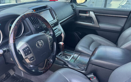 Toyota Land Cruiser 200, 2008 год, 2 940 000 рублей, 7 фотография