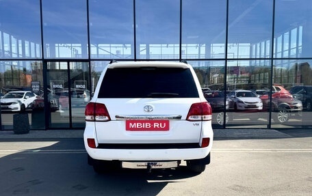Toyota Land Cruiser 200, 2008 год, 2 940 000 рублей, 5 фотография
