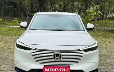 Honda Vezel, 2023 год, 1 800 000 рублей, 2 фотография