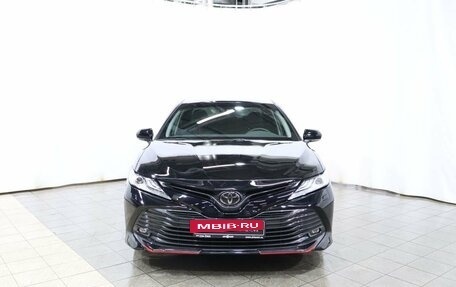 Toyota Camry, 2020 год, 3 299 000 рублей, 2 фотография
