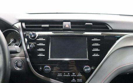 Toyota Camry, 2020 год, 3 299 000 рублей, 20 фотография