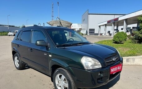 Hyundai Tucson III, 2006 год, 790 000 рублей, 2 фотография