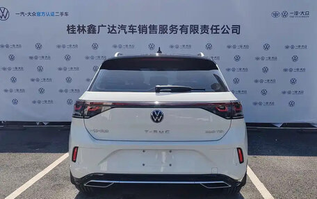 Volkswagen T-Roc I, 2023 год, 1 427 000 рублей, 5 фотография
