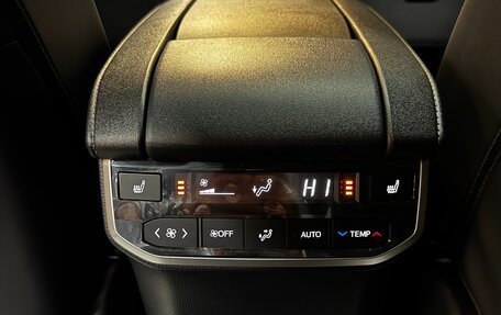 Toyota Highlander, 2026 год, 5 299 000 рублей, 19 фотография