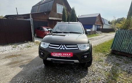 Mitsubishi Pajero Sport II рестайлинг, 2014 год, 1 380 000 рублей, 7 фотография