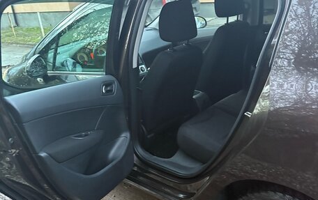 Peugeot 308 II, 2011 год, 350 000 рублей, 13 фотография