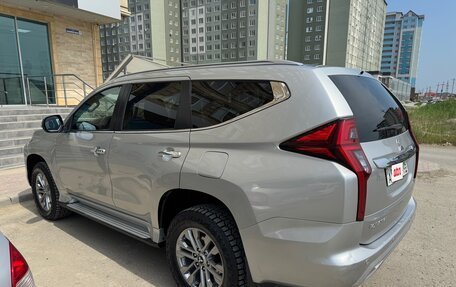 Mitsubishi Pajero Sport III рестайлинг, 2021 год, 3 850 000 рублей, 6 фотография