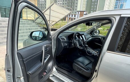Mitsubishi Pajero Sport III рестайлинг, 2021 год, 3 850 000 рублей, 13 фотография