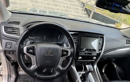 Mitsubishi Pajero Sport III рестайлинг, 2021 год, 3 850 000 рублей, 12 фотография