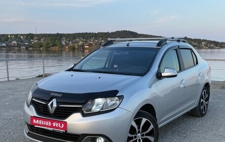Renault Logan II, 2014 год, 590 000 рублей, 3 фотография