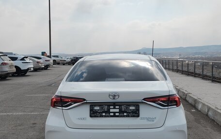 Toyota Corolla, 2023 год, 1 300 000 рублей, 6 фотография
