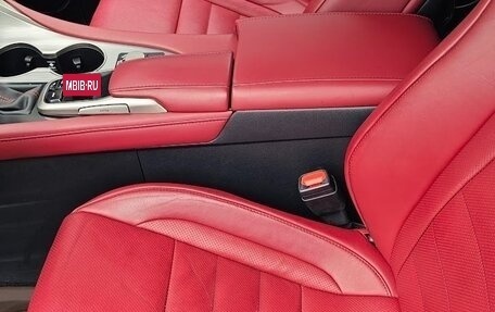 Lexus RX IV рестайлинг, 2016 год, 3 300 000 рублей, 19 фотография