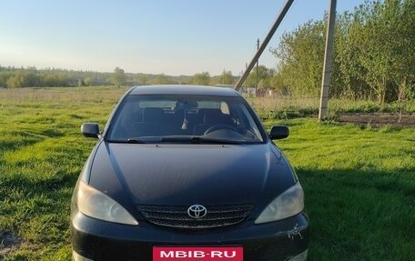 Toyota Camry V40, 2004 год, 630 000 рублей, 2 фотография