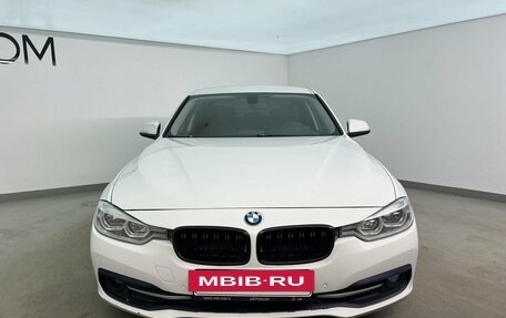 BMW 3 серия, 2016 год, 1 680 000 рублей, 3 фотография