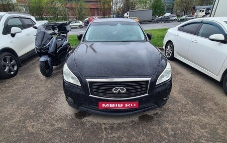 Infiniti M, 2011 год, 800 000 рублей, 1 фотография