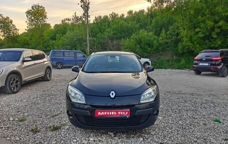 Renault Megane III, 2010 год, 650 000 рублей, 1 фотография