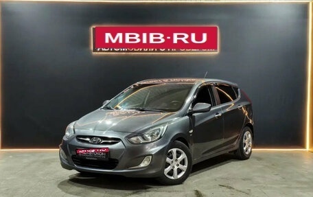 Hyundai Solaris II рестайлинг, 2013 год, 887 000 рублей, 1 фотография
