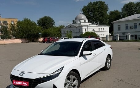 Hyundai Elantra, 2022 год, 2 000 000 рублей, 10 фотография
