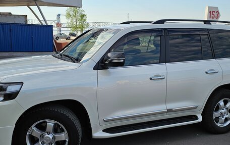 Toyota Land Cruiser 200, 2018 год, 8 500 000 рублей, 3 фотография