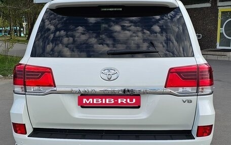 Toyota Land Cruiser 200, 2018 год, 8 500 000 рублей, 7 фотография