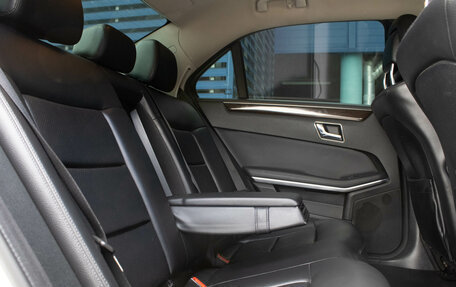 Mercedes-Benz E-Класс, 2011 год, 1 499 000 рублей, 11 фотография